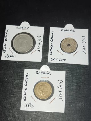 Lote 9 monedas, 3 plata extranjeras