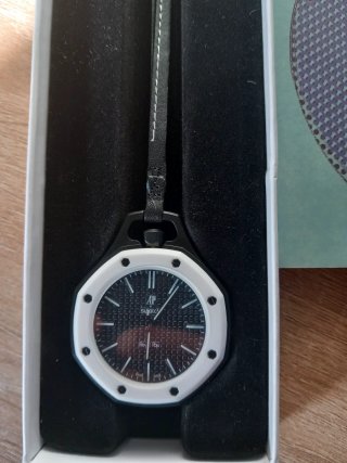 Swatch x Audemars Piguet Royal Pop Ocho Negro