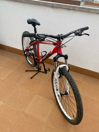 Bicicleta de Montaña Monty Roja