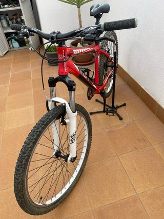 Bicicleta de Montaña Monty Roja