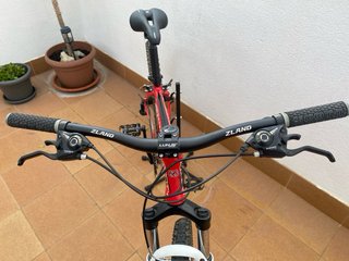 Bicicleta de Montaña Monty Roja
