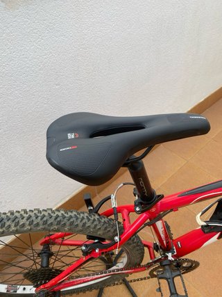 Bicicleta de Montaña Monty Roja