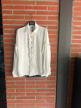 Blusa Miss Miss con volantes Talla S
