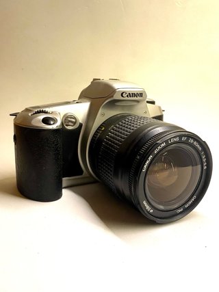 Canon EOS 500n Cámara Analógica