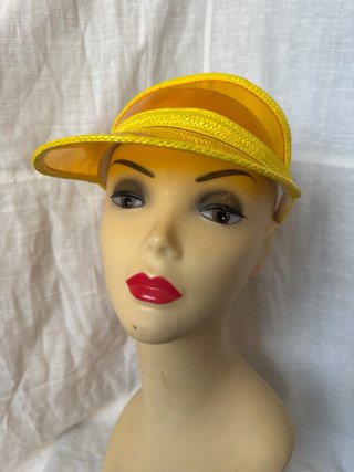 Visiera vintage  gialla anni 90 y2k