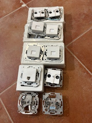 Simon 27