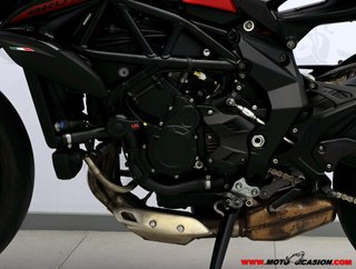 MV AGUSTA BRUTALE 800 ROSSO -A2-