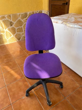 Silla de escritorio lila