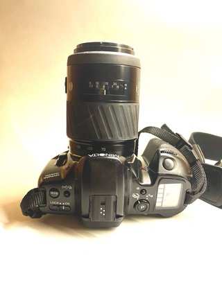 Minolta Dynax 500si Cámara Analógica Negra