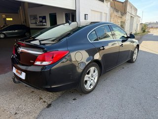Opel Insignia 2011