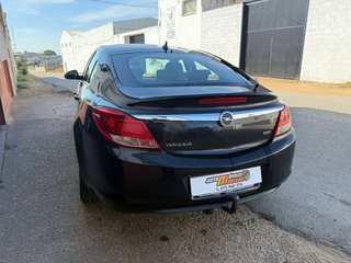 Opel Insignia 2011