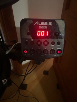 Batería Electrónica Alesis