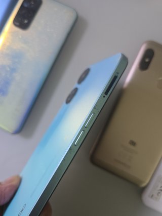 Lote de 4 móviles y 1 tablet (para piezas o repara