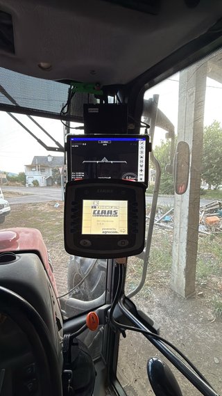 Valtra A92 Tractor