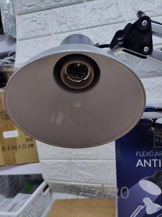 Lámpara de Escritorio LED vintage