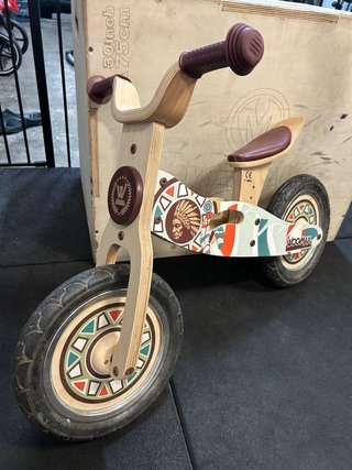 Bicicleta madera infantil sin pedales