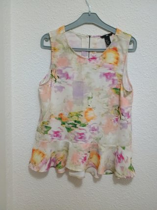 Blusa H&M sin mangas floral