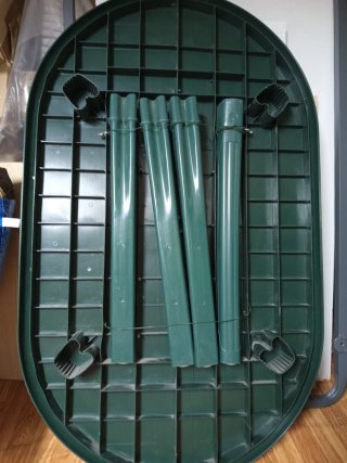 Mesa de terraza ovalada de plástico