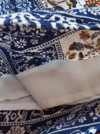 Falda Zara Estampada Talla L