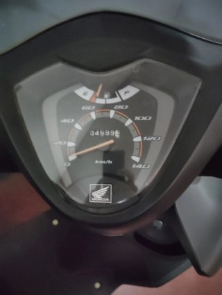 Honda Vision 110cc ¡Solo 4.800 km reales! + Extras