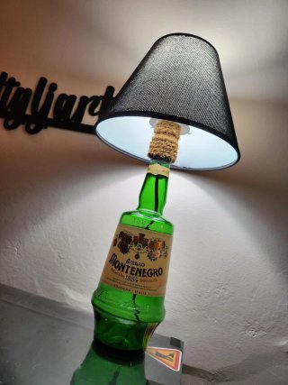 Lampada Amaro Montenegro