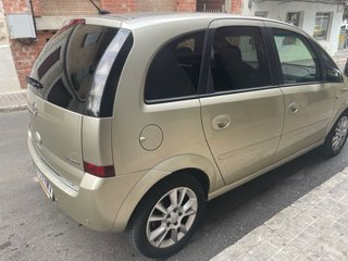 opel meriba 2010
