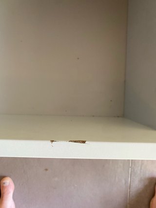 Mesa auxiliar / TV blanca