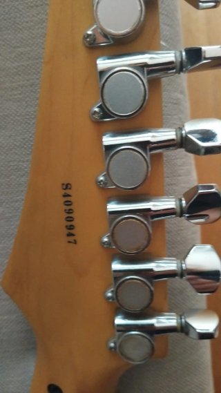 Guitarra Eléctrica Ibanez Serie RG S4090947.  Negr