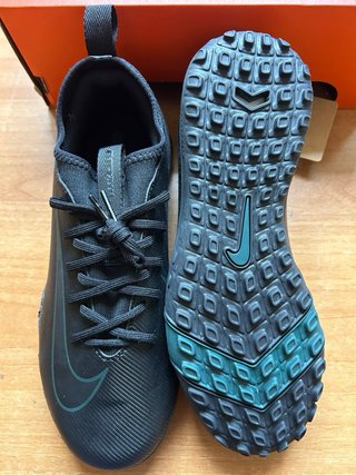 Nike JR ZoomVapor 16 Academy TF Scarpe Calcio 38