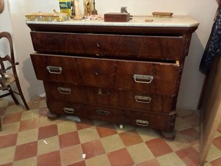 Arcón antiguo de madera
