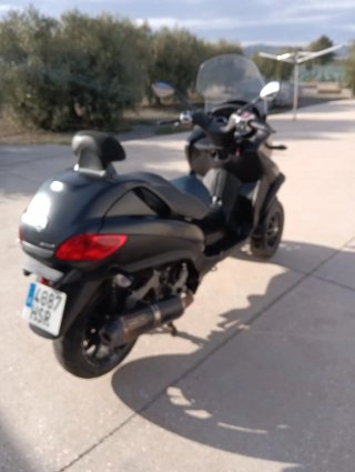 Moto Piaggio  2012 , tres ruedas