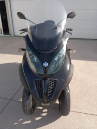 Moto Piaggio  2012 , tres ruedas