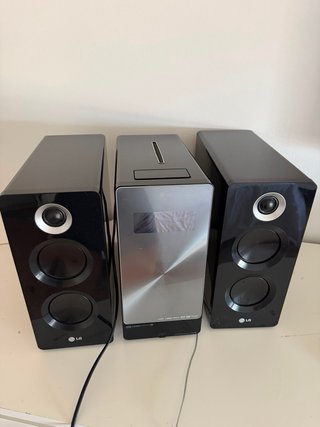 Minicadena LG Negra y Plateada