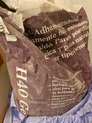 Regalo Mortero cola H40 Gel Kerakoll