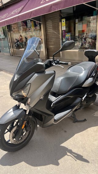 Yamaha X MAX 125
