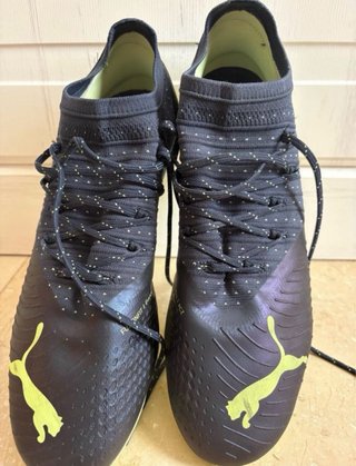 Botas de fútbol Puma Future Pro como nuevas.