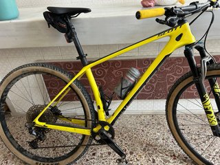 Scott Scale 930 Carbono 29” FOX 32 Talla L