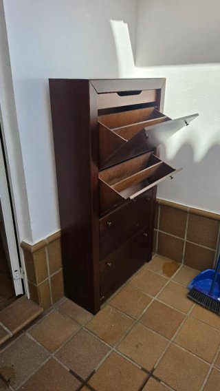 Zapatero grande de madera