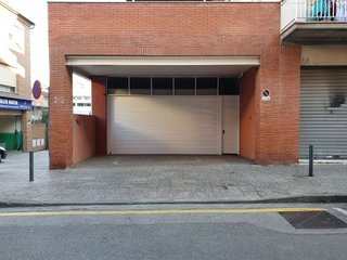 Garaje en venta en Eixample Sud – Migdia en Girona