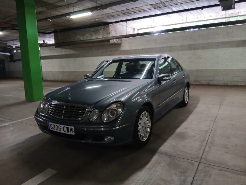 Mercedes-Benz Clase E 2004 - foto 1