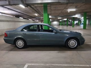 Mercedes-Benz Clase E 2004