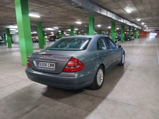 Mercedes-Benz Clase E 2004