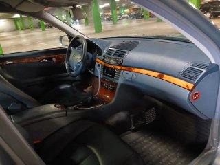 Mercedes-Benz Clase E 2004