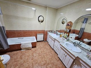 Casa adosada en venta en Dolores