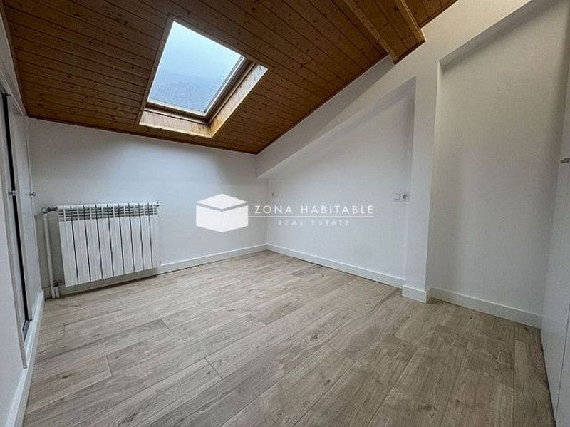 2-bedroom flat for sale in Encamp · 5 of 60