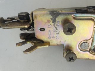 CERRADURA PUERTA DELANTERA IZQ-VOLW TRANSPORTER T4
