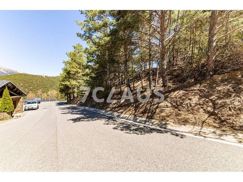 Land for sale in Anyós, La Massana · 4 of 13