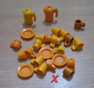 Playmobil Tazas y Platos Naranja y Amarillo