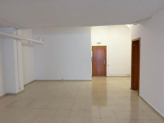 Local comercial en alquiler en Centre en Badalona