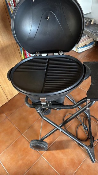 Barbacoa eléctrica portátil